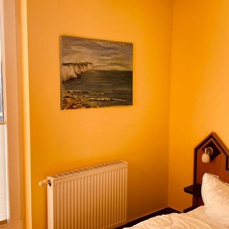 Haus Am Strand Breege Exterior photo